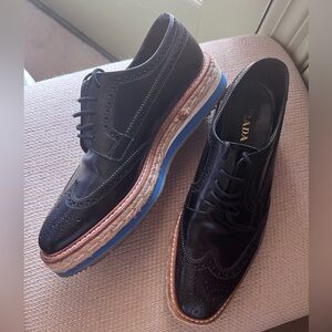 Prada Wingtip Brogue Oxford Platform Black Patent Leather Shoes Size 39 Italy